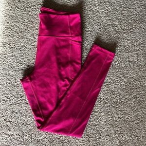 Victoria’s Secret Incredible Essential Legging